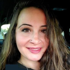 Meet your Posher, Michaela